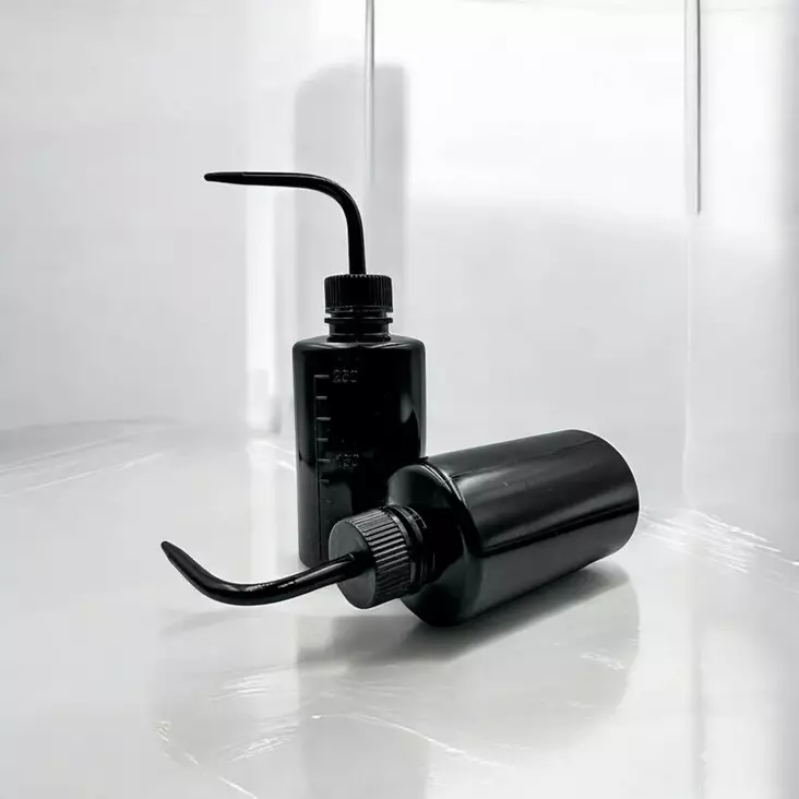 MoodLash Huuhtelupullo 250ml Musta - Ripsipidennykset - 18500155 - 1